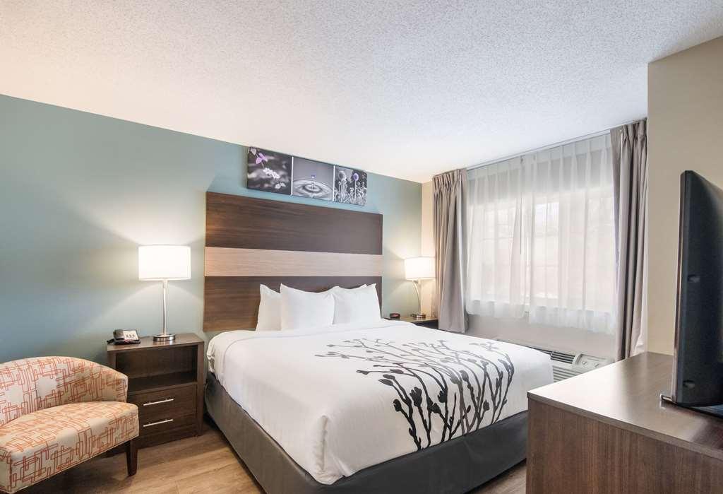 Sleep Inn & Suites Columbus Near Fort Benning Oda fotoğraf