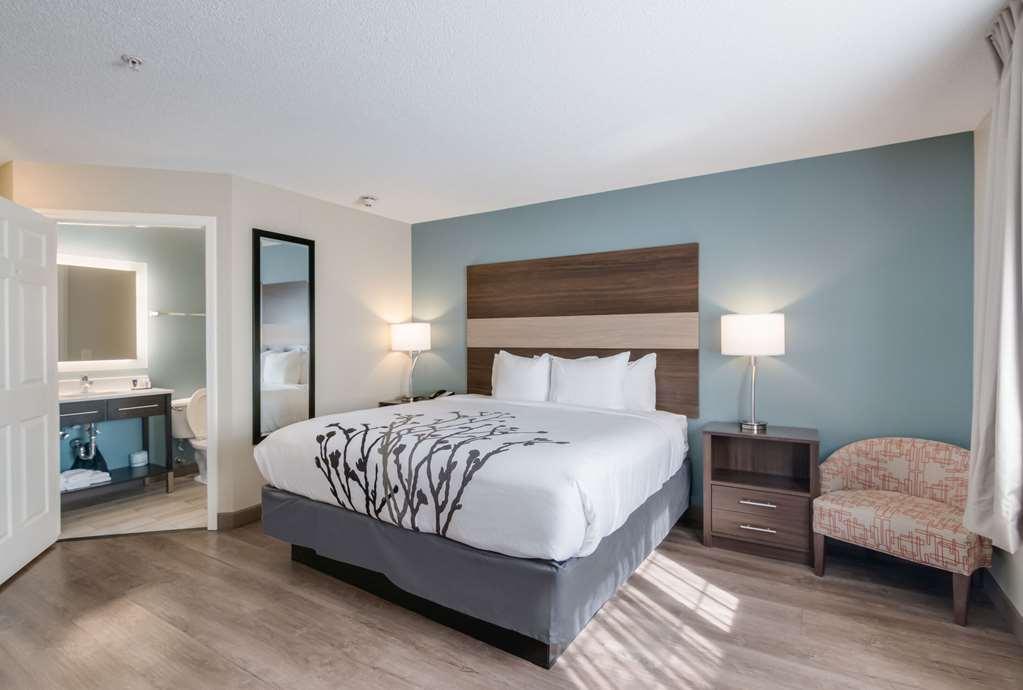 Sleep Inn & Suites Columbus Near Fort Benning Oda fotoğraf